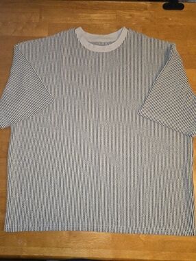 BoohooMan Shirts. Boxy Oversized Fit. Size Med
